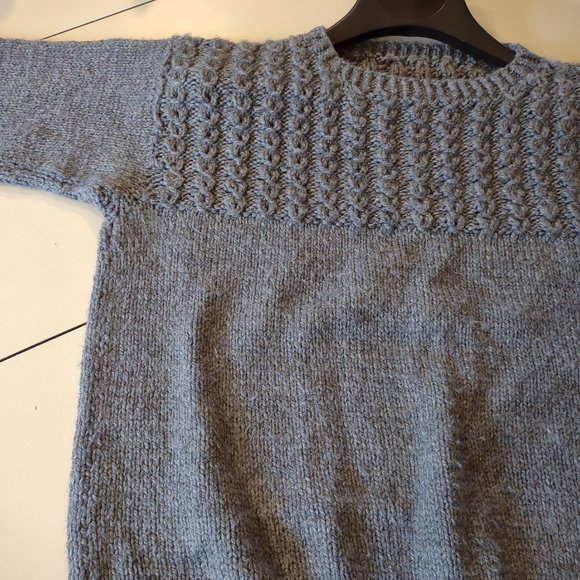 HAND KNIT, HAND MADE, KNIT SWEATER WITH CABLE KNIT YOKE, VERY SOFT, NO LABELS, - Picture 5 of 6